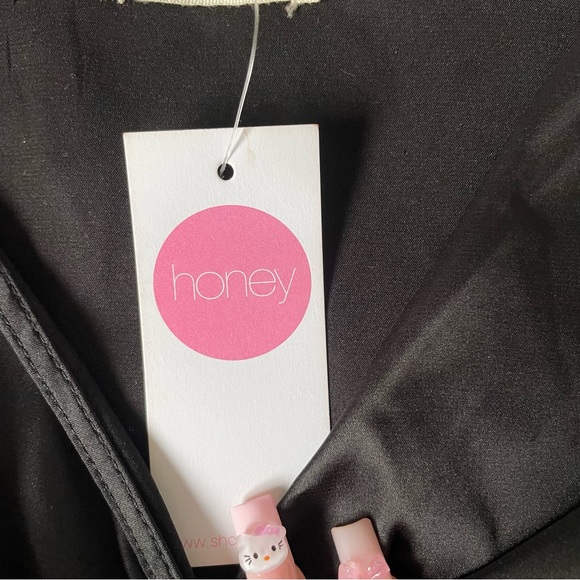 HONEY - Satin Black Crop Top - Picture 5 of 8